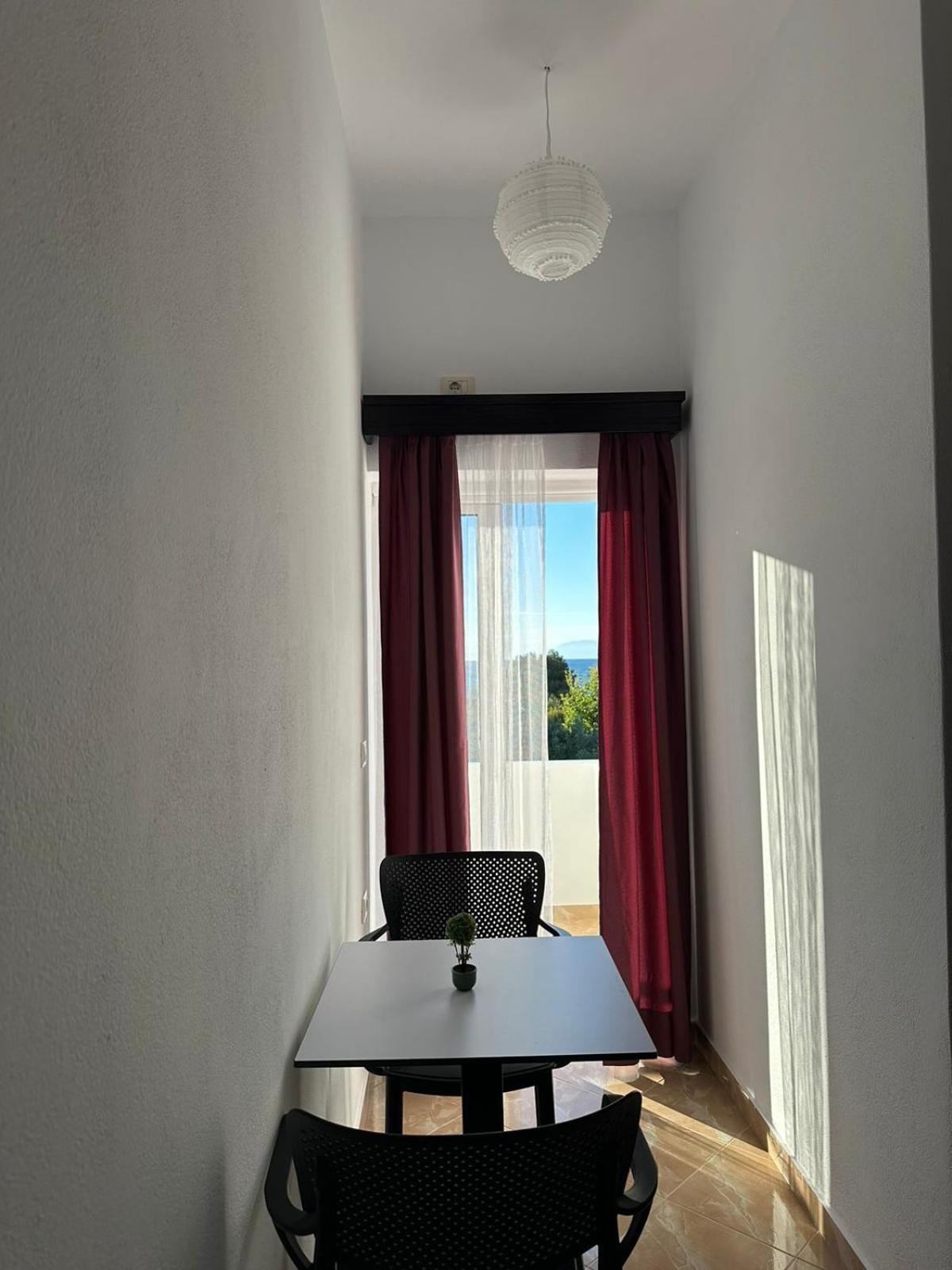 Seli'S Villa Ksamil Luaran gambar