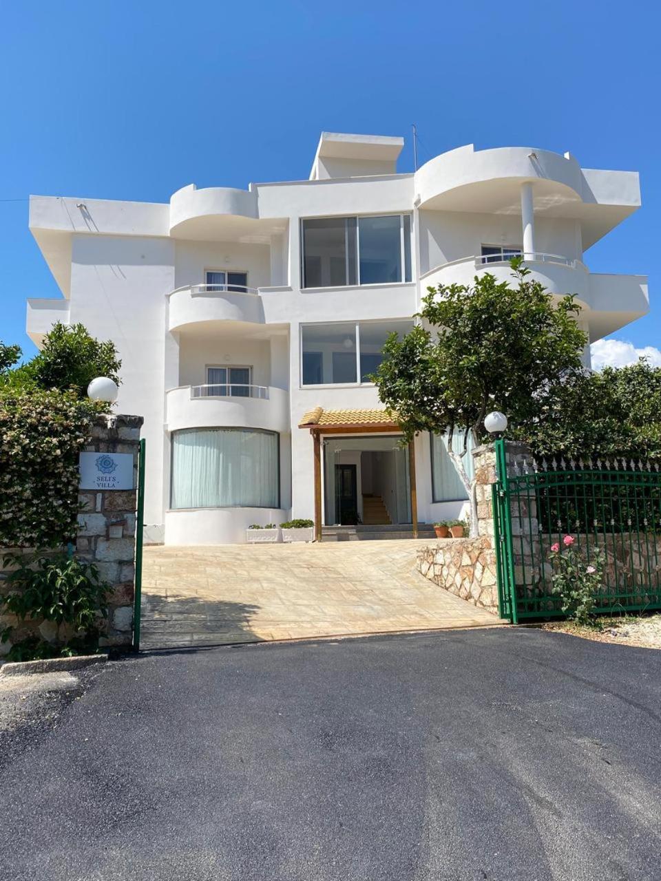 Seli'S Villa Ksamil Luaran gambar